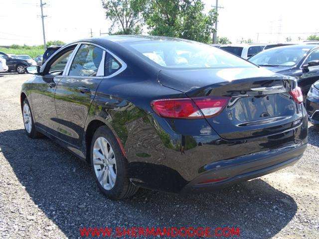 2017 Chrysler 200 LX 4dr Sedan